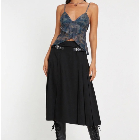 Motel Rocks Mesh Butterfly Top - Picture 6 of 9